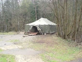 Tined Militari għall-Kampeġġ